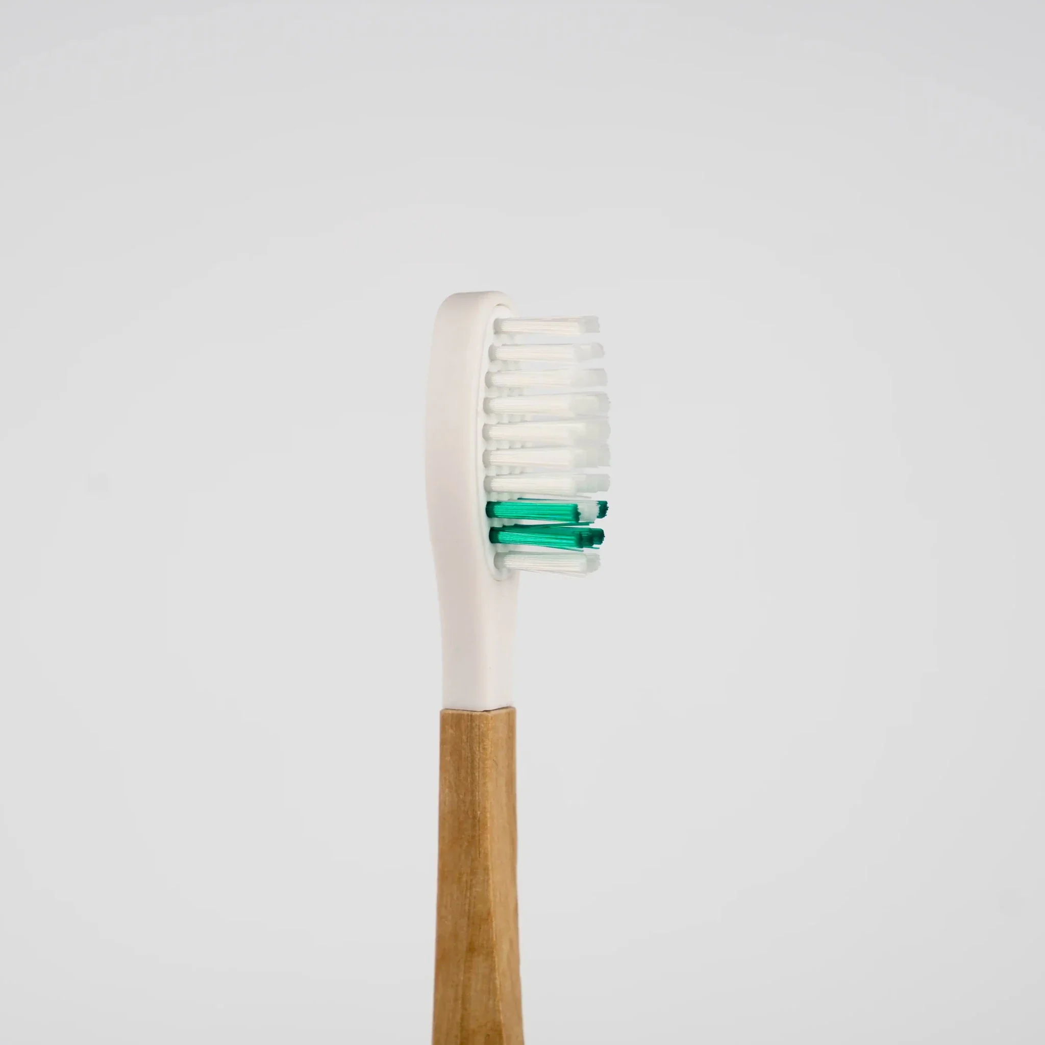 Brosse à dents en bois - adulte - Image 3